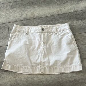 White denim skirt
